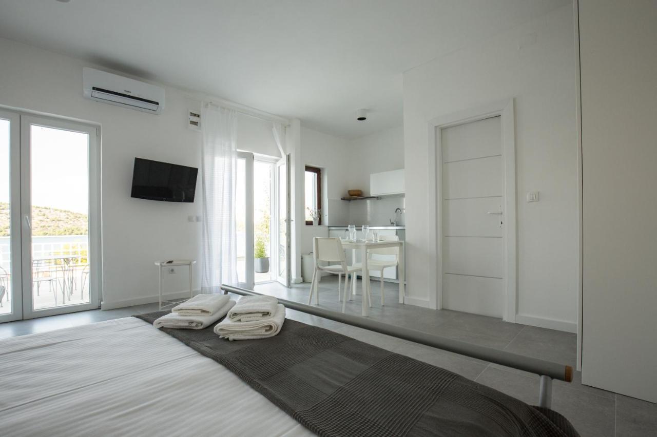 Vila Visnjic เกรบัชติซา ภายนอก รูปภาพ