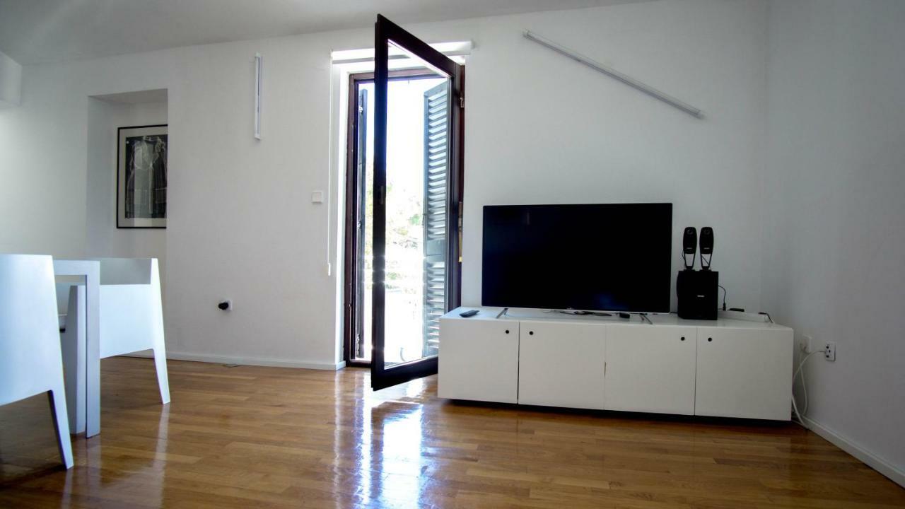 Vila Visnjic เกรบัชติซา ภายนอก รูปภาพ